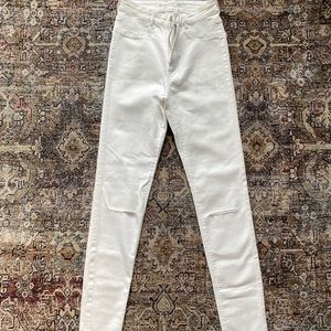 Zara high rise white jeggings with knee slits